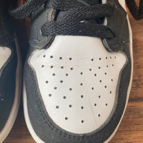 Nike Air Jordan Youth sz 1 Shattered Backboard Orange/Black Hightops - Picture 9 of 11